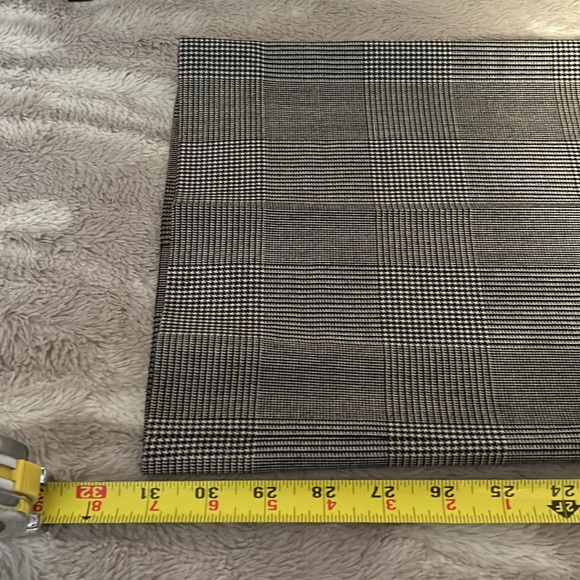 The limited Cassidy fit houndstooth checkered dress pants size 4 - Picture 11 of 11